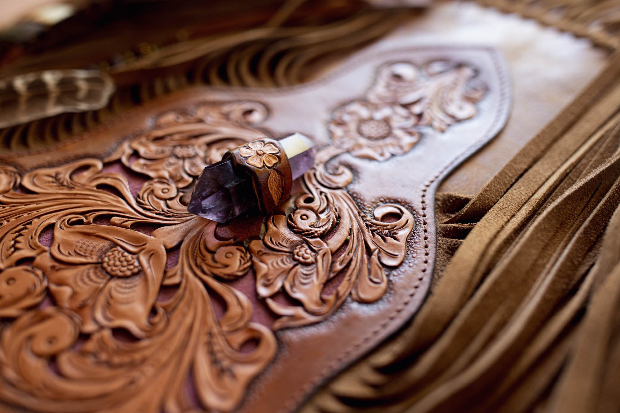 Dusty Mountain Bag with Amethyst