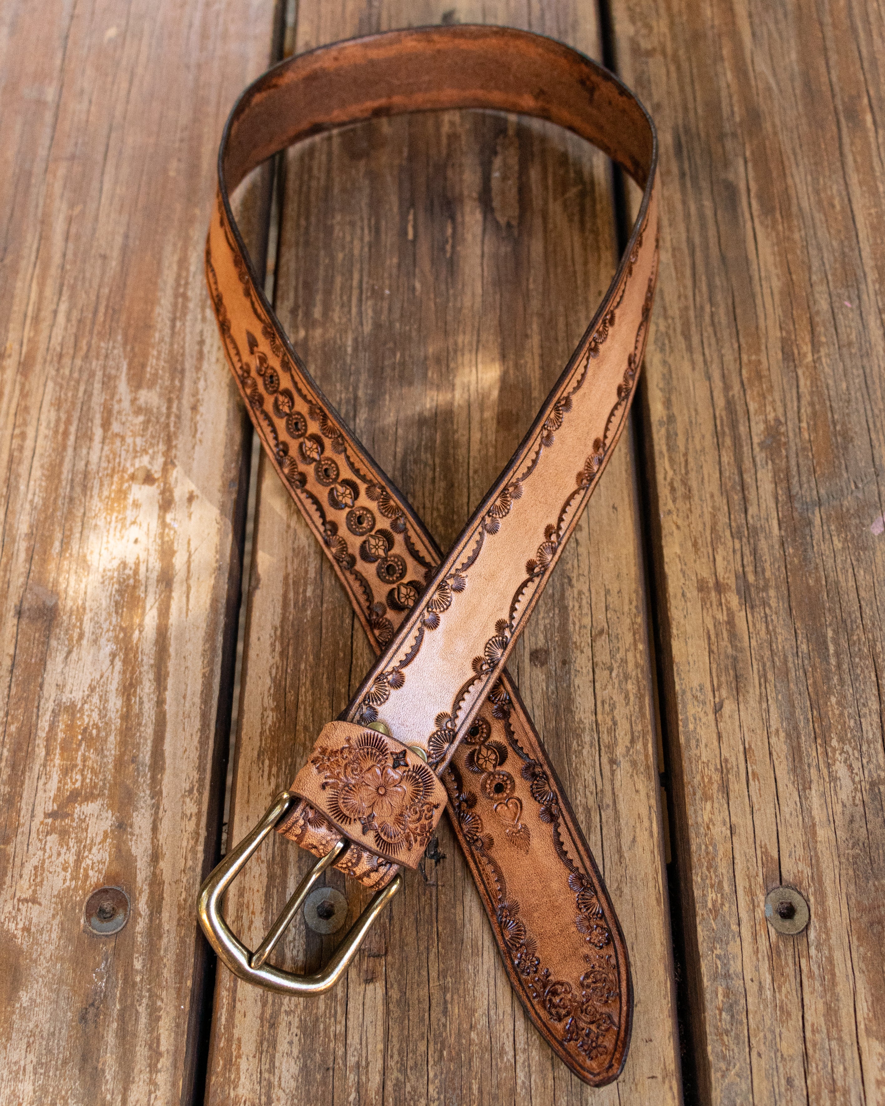 light_tan_hand_tooled_leather_belt_brass_buckle