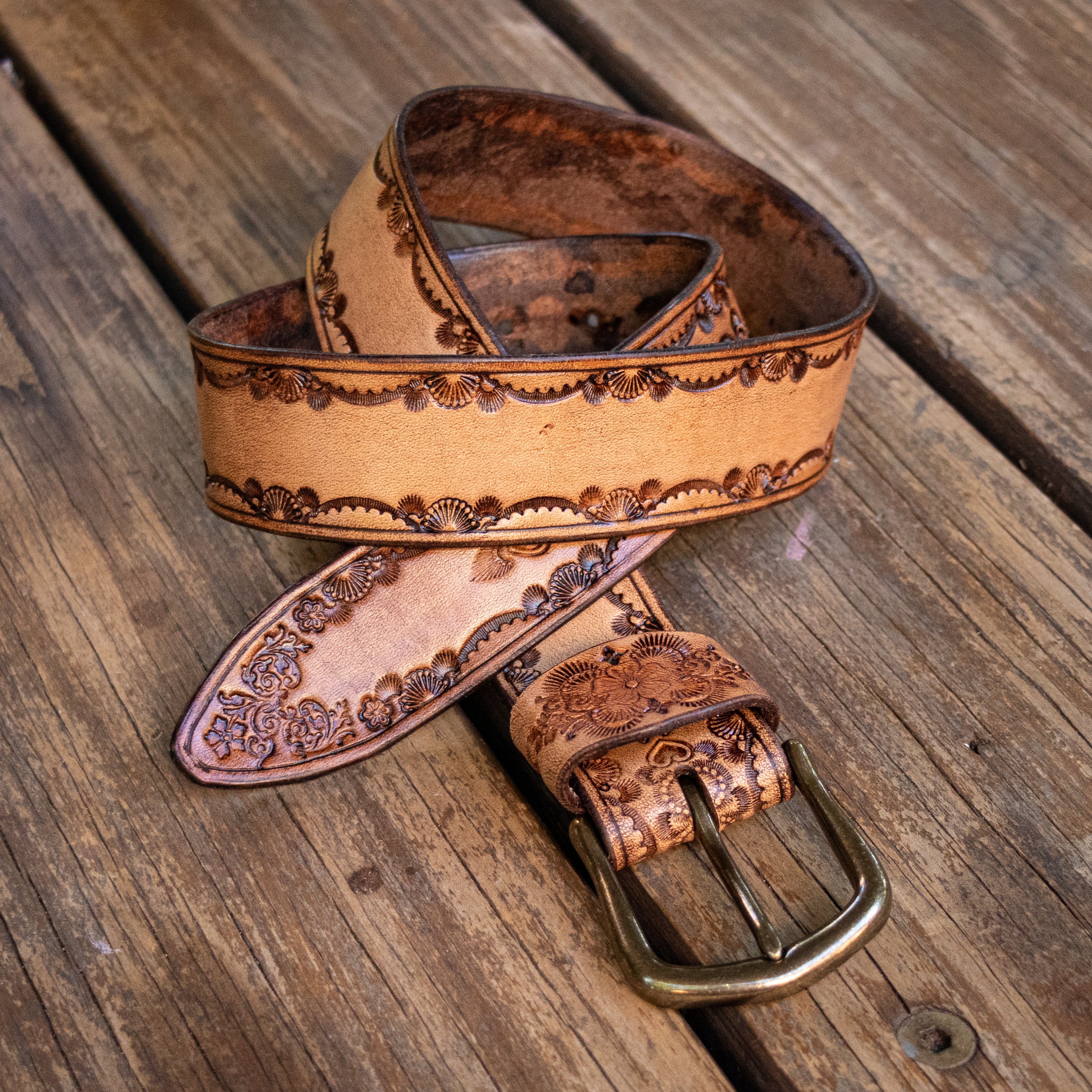 light_tan_handmadeleather_belt_brass_buckle